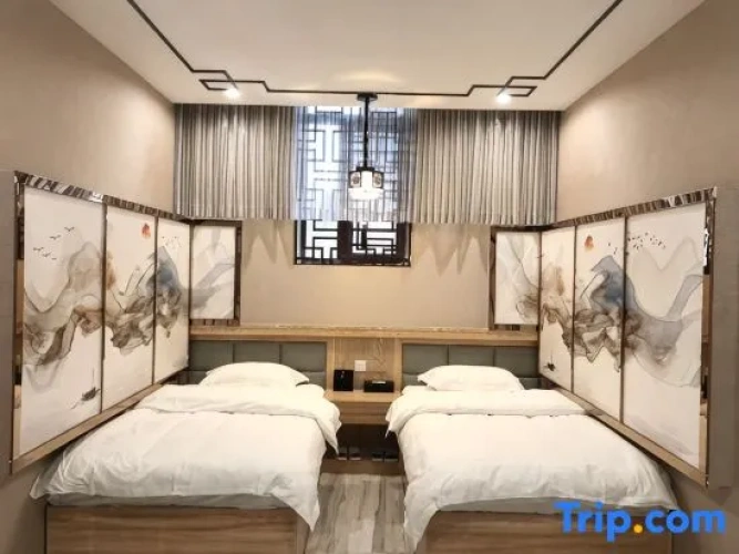 Premium Twin room