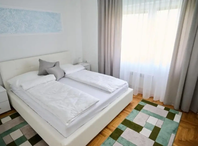 4 Bedrooms Villa