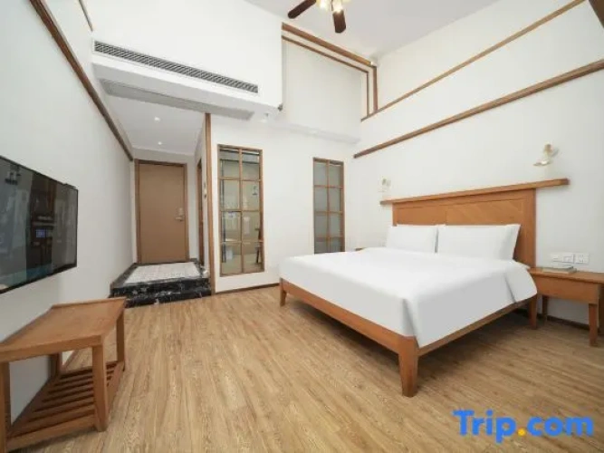 Deluxe Double room with lake view