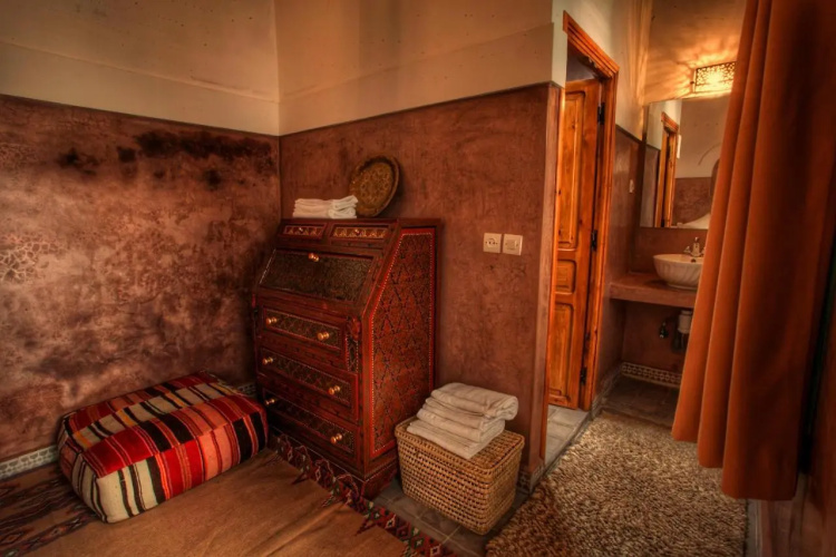 Riad 111