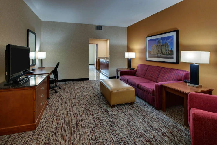 2 Bedrooms Double Suite
