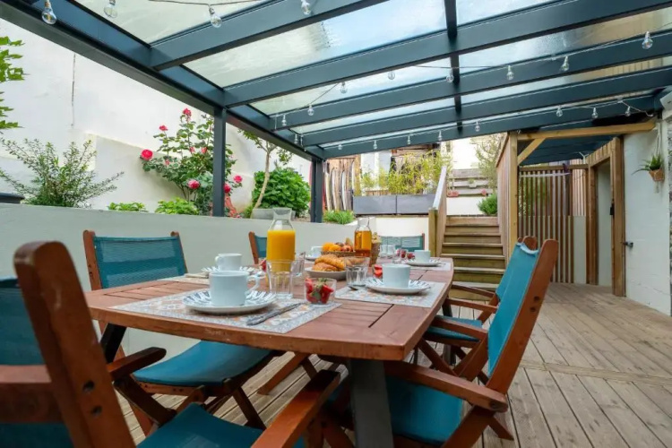 Ted Surf House