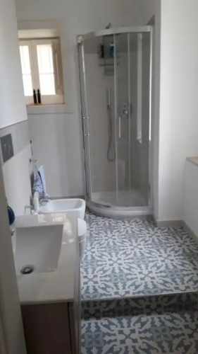9 House Ortigia