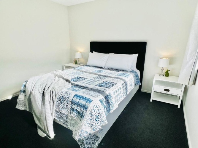 2 Bedrooms Cottage