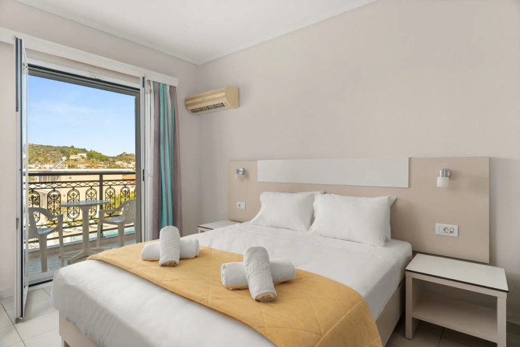 Eleana Hotel
