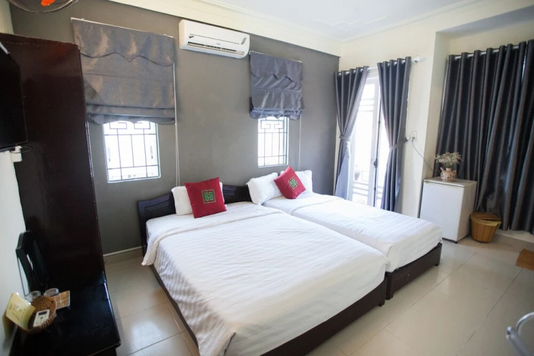 Hoang Trieu Hotel