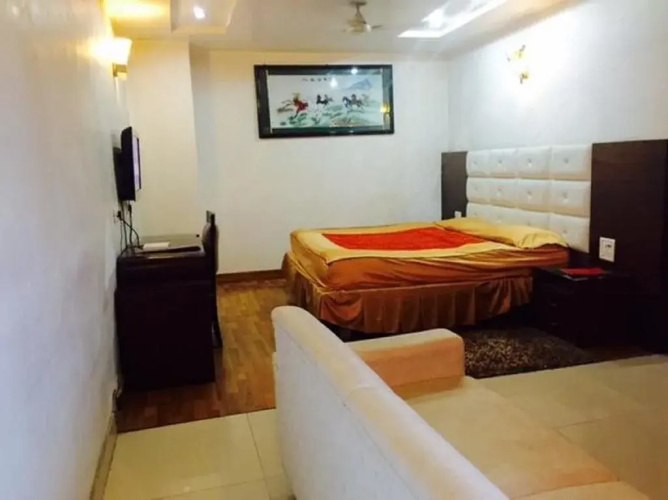 Randhawa International