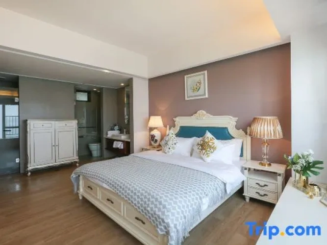 2 Bedrooms Grand Suite with balcony and with view