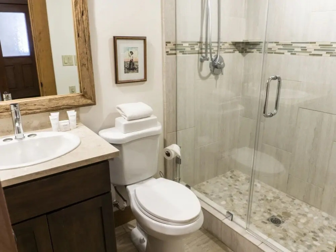 3132 Aspen Grove