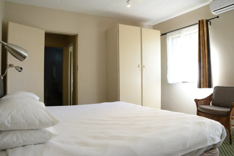 Elephant Springs Hotel