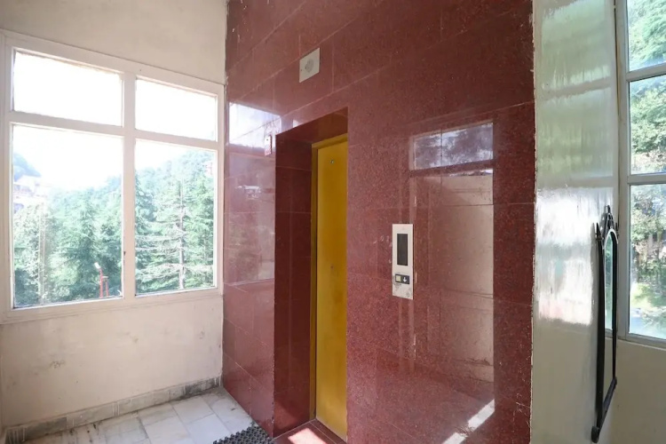 OYO 18631 Hotel King's
