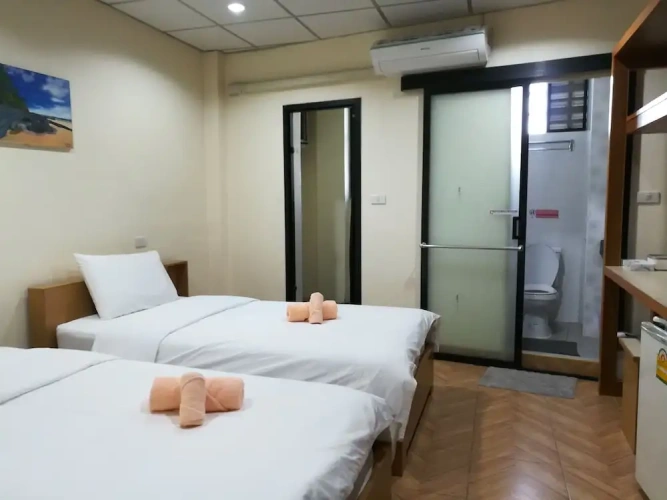 Standard Triple room with balcony