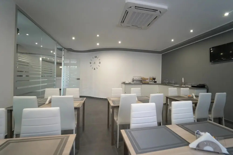 DH Hotel