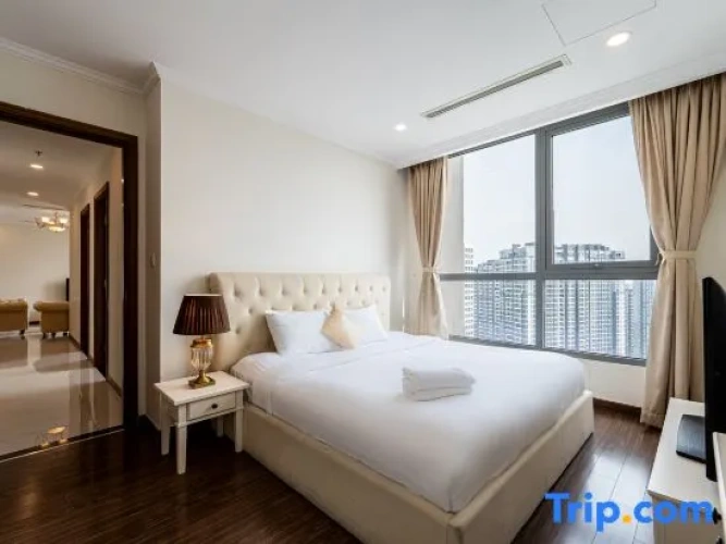3 Bedrooms Apartment