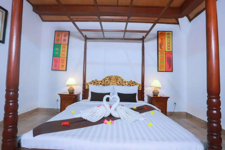 Nyoman Ada Resort