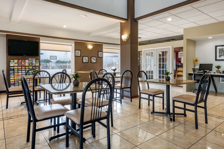 Quality Inn Zephyrhills-Dade City photo 31