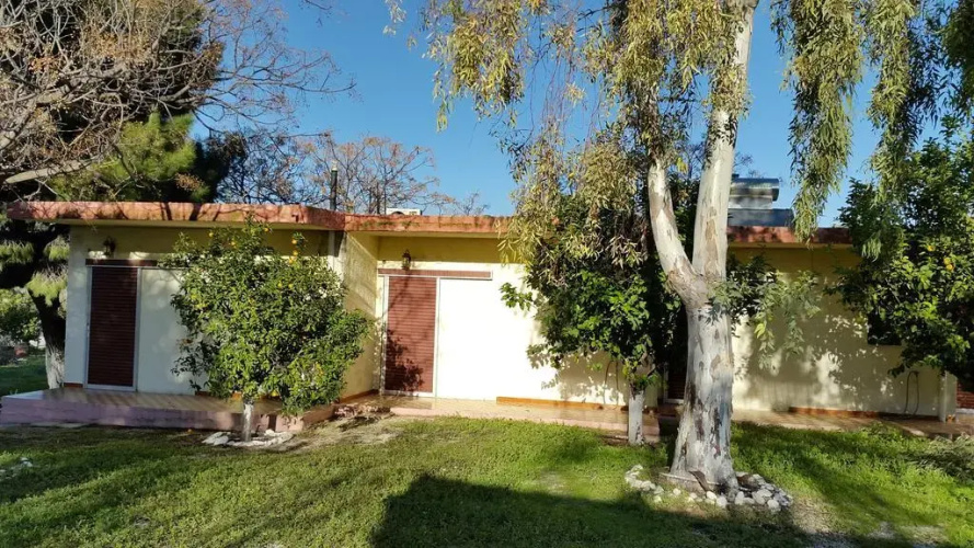 Danaides Bungalows