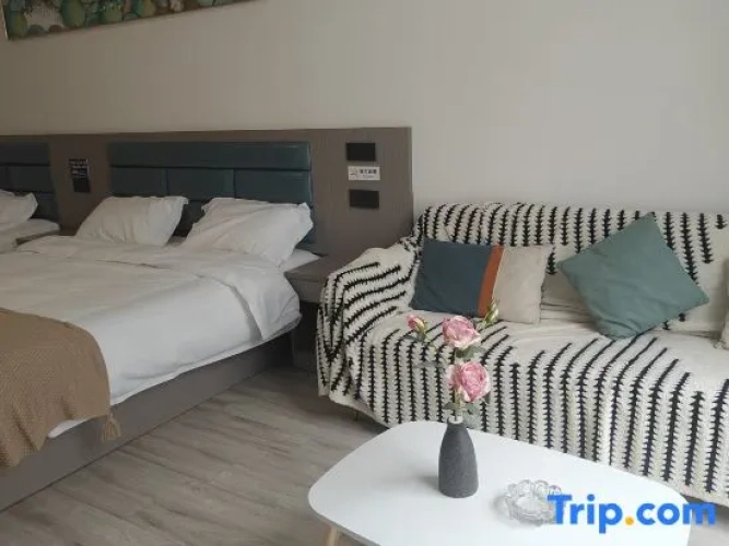 Deluxe Family room