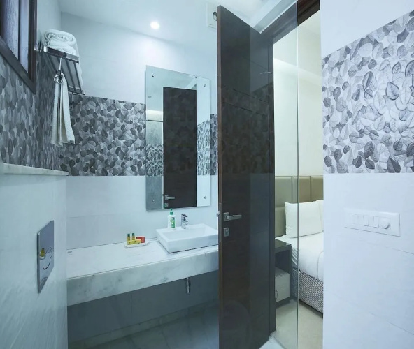 Alpina Hotels & Suites