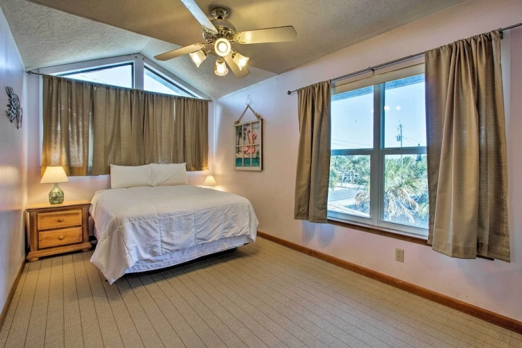 3 Bedrooms Cottage