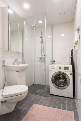 Tuomas´luxurious suites, Davvi