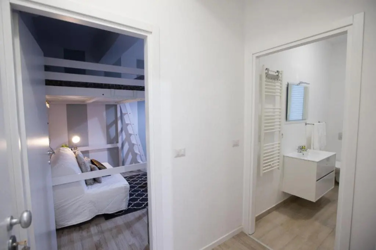 Apartment via Treviso 6