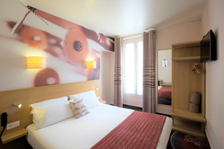 Hotel Ariane Montparnasse by Patrick Hayat