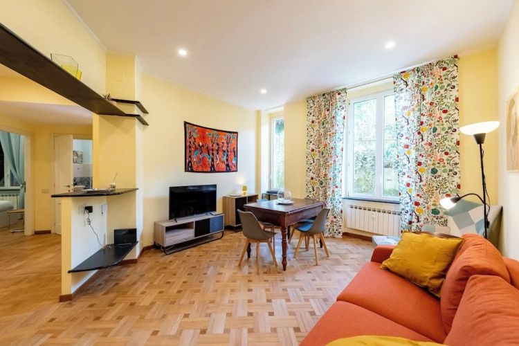 Charming apt with Garden in Castelletto