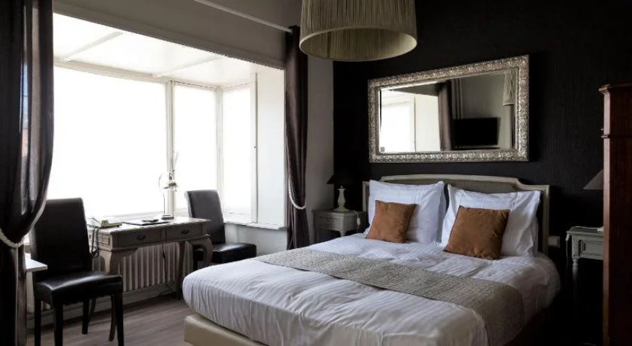 Paul's Hotel