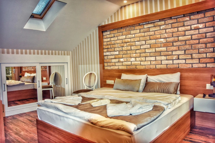 Serah Residence