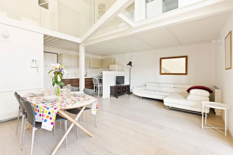 1 Bedroom Apartment with balcony