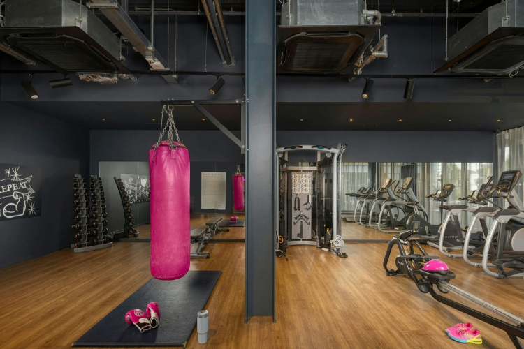 Moxy London Heathrow Airport photo 18