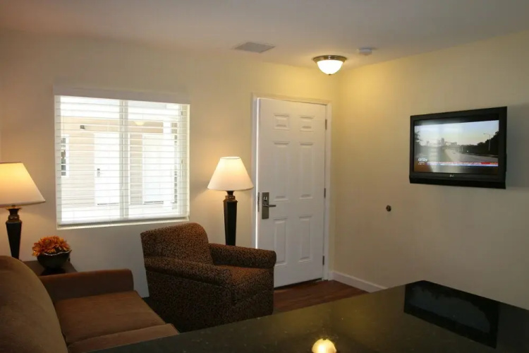 Affordable Suites Mooresville LakeNorman