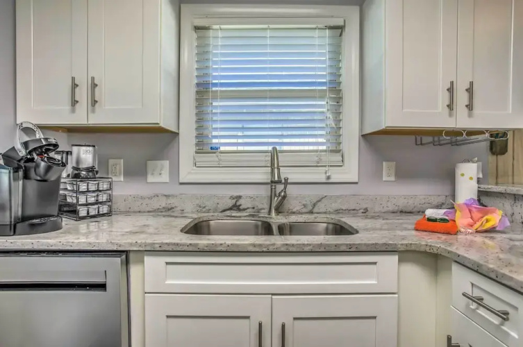 Walk to Apache Pier: Coastal Condo w/ Pool Access