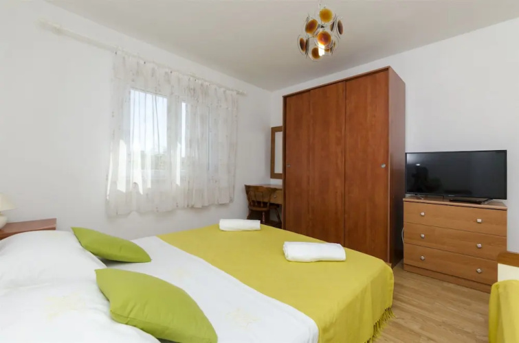 Apartment Jaka