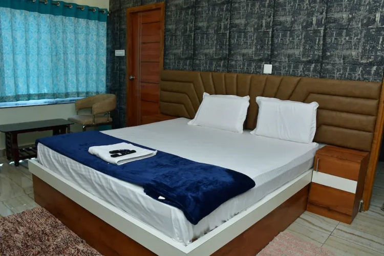 Kavuri Grand