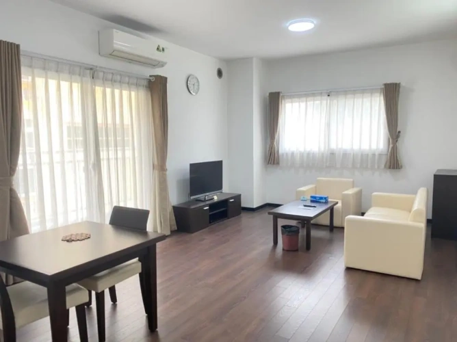2 Bedrooms Apartment