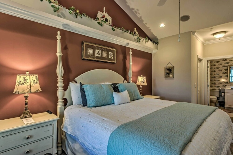 3 Bedrooms Apartment