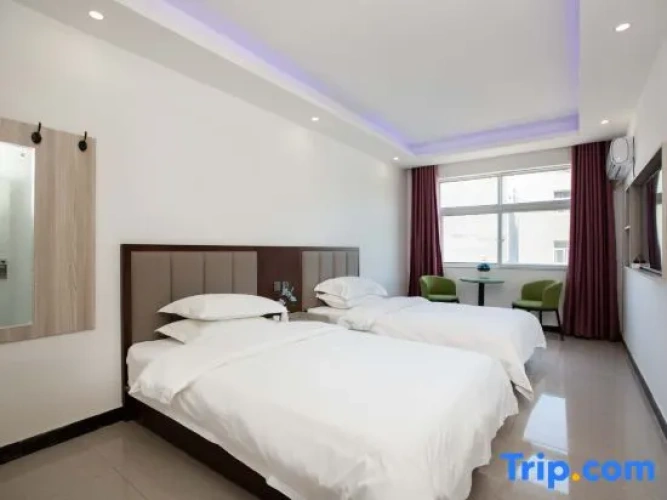 Business Triple room