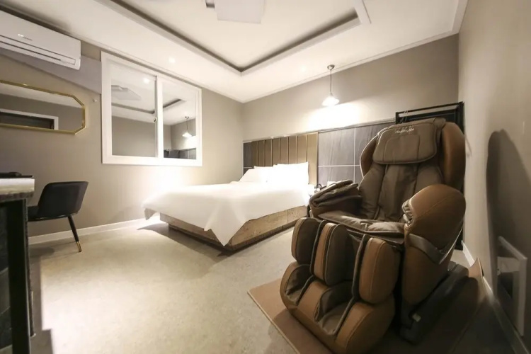 Cheongju Roa Hotel