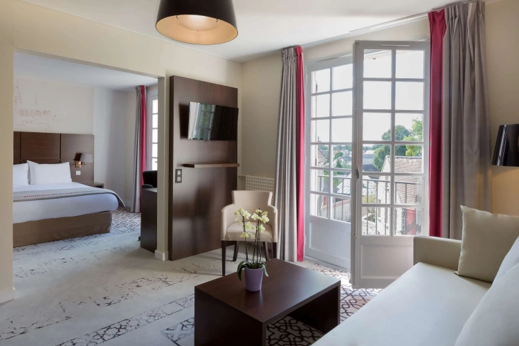 Double Suite