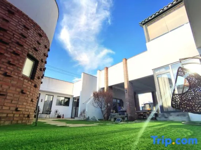 YeeMoo Guesthouse