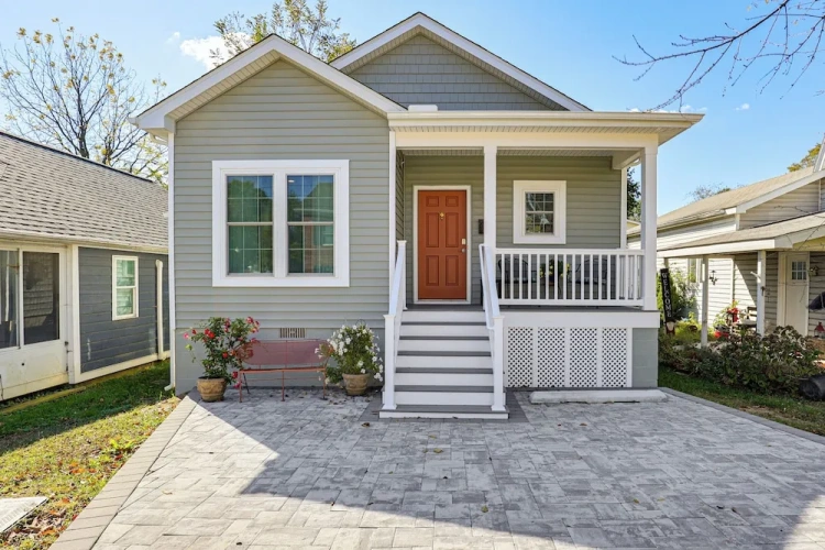 2 Bedrooms Cottage
