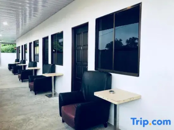 LunaStay (Shared Common Area)
