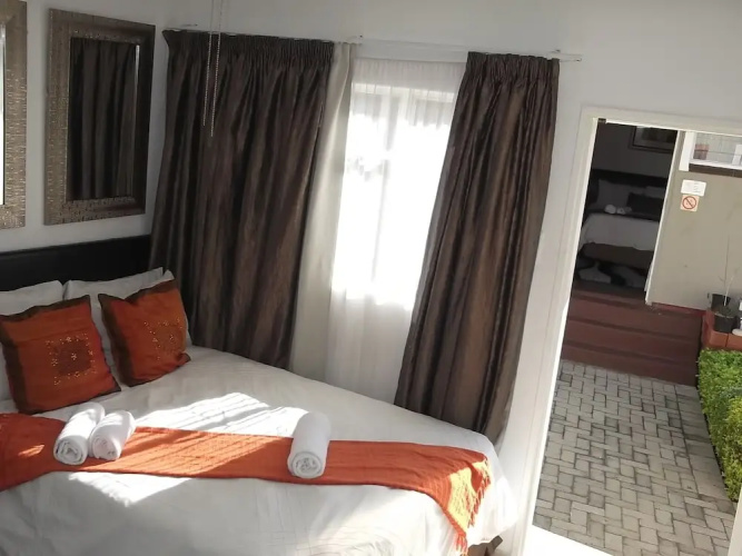 CasaKaya Bed & Breakfast