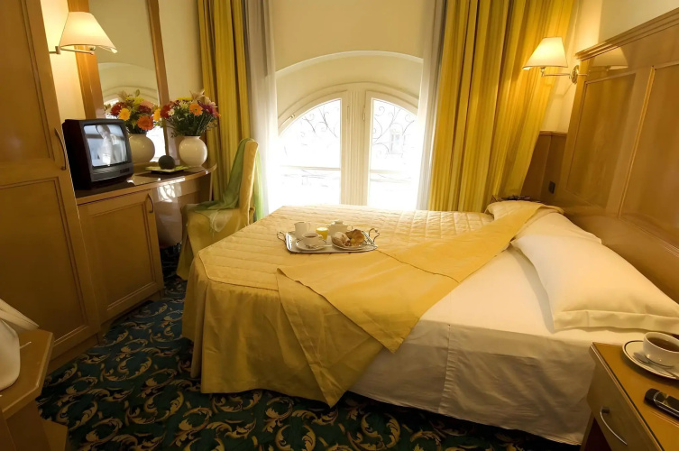 Hotel Cinque Giornate