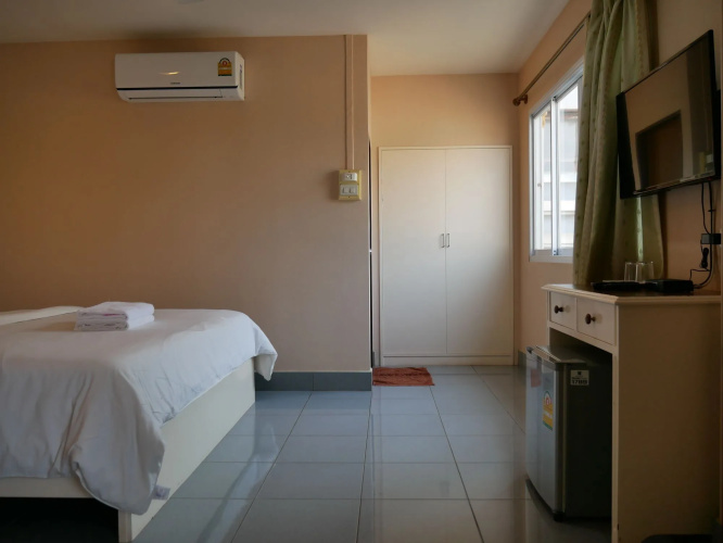 All Day Hotel