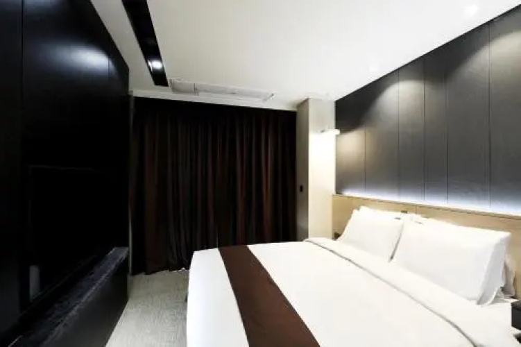Hotel K