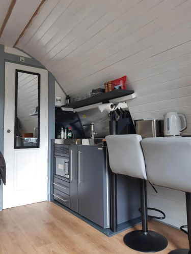 Nevis Pod