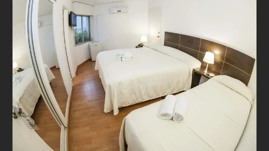 Aquarium Hotel